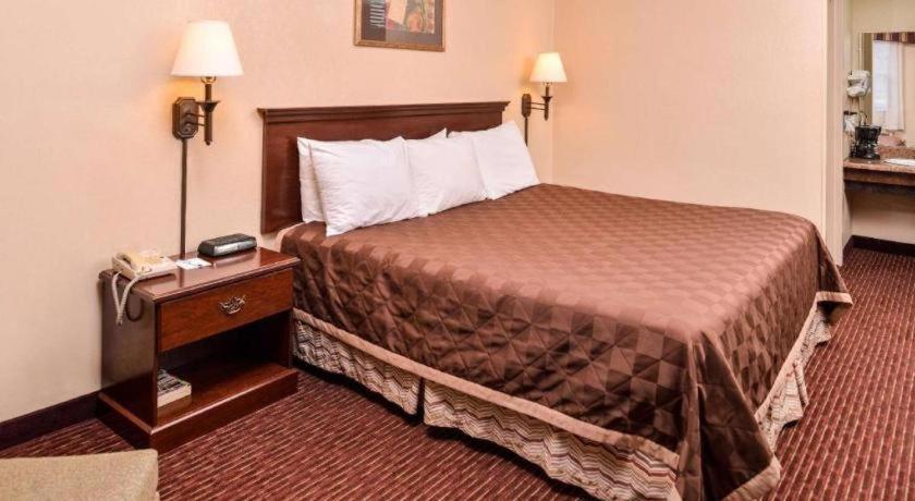 Americas Best Value Inn Alliance Eksteriør bilde